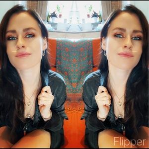 Meet your Posher, Olivia